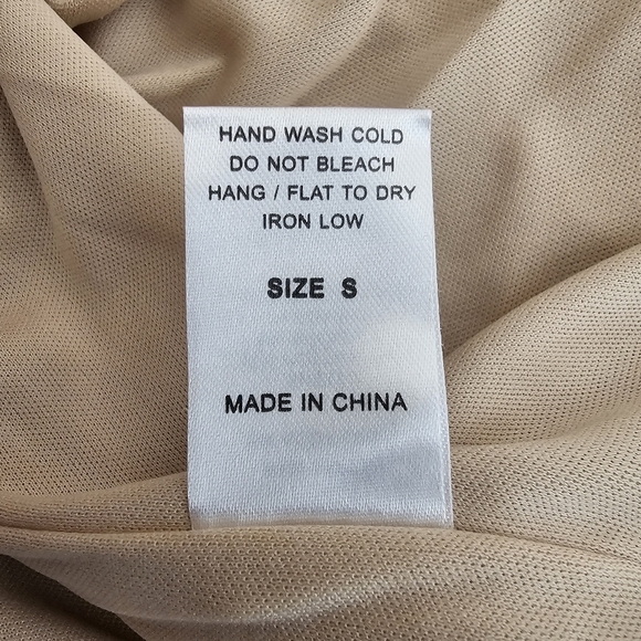 NWT VICI x ACOA Marble Print Mesh Cutout Midi Dress Red Pink Small - Picture 11 of 12